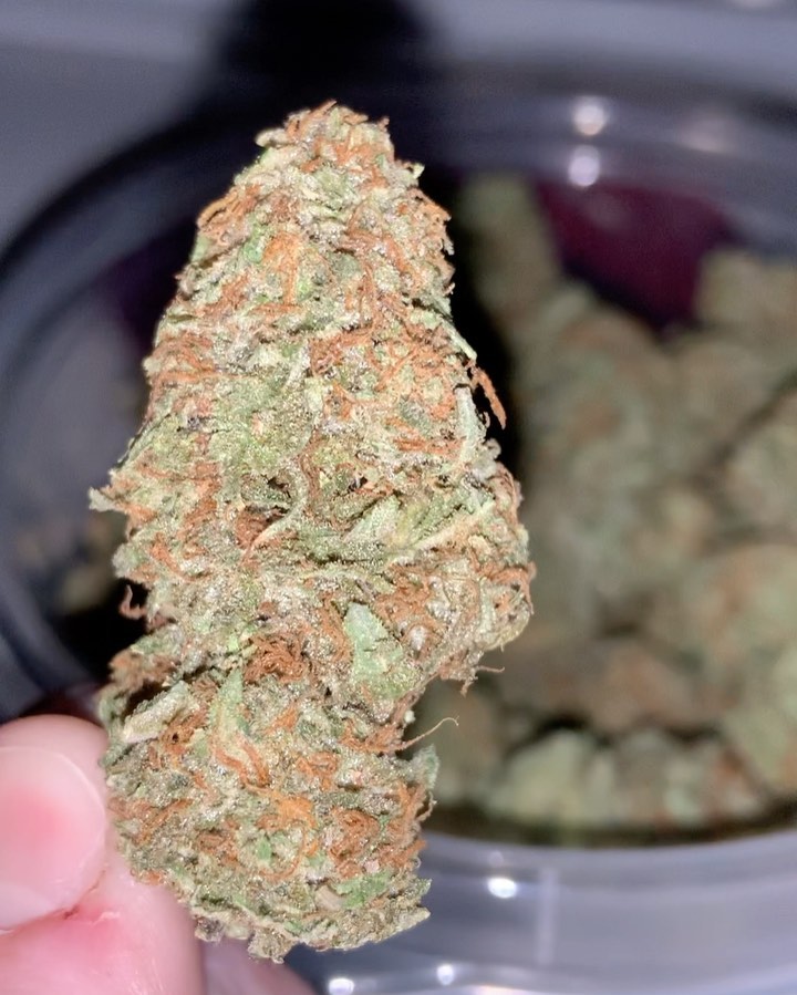 buy weed in California